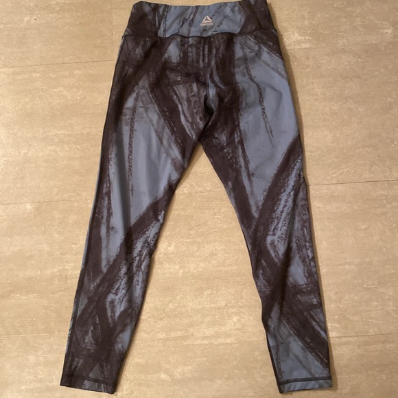 Reebok 7/8 length leggings - Picture 2 of 4